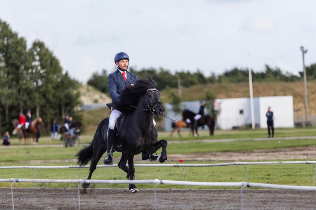 Nils Christian Larsen